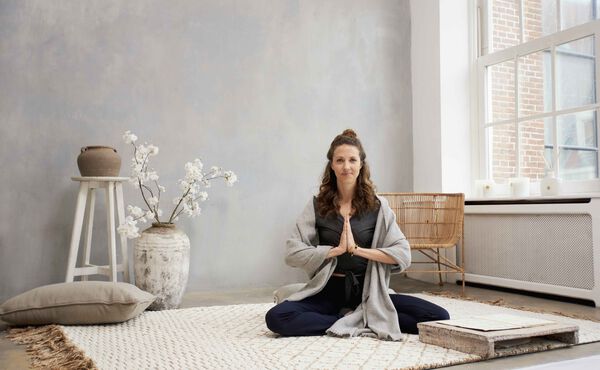 /Magazine/2018-03-04_Breathe-Away-Your-Busyness-with-Yoga.jpg